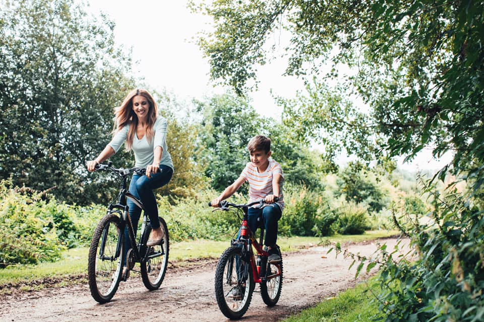 Lower Mill Estate Cotswolds Family Cycling